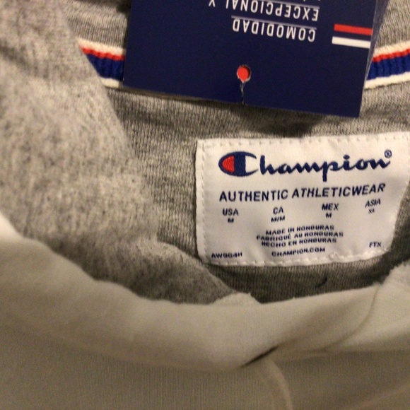 NWT Champion hooded sweatshirt - Picture 5 of 6